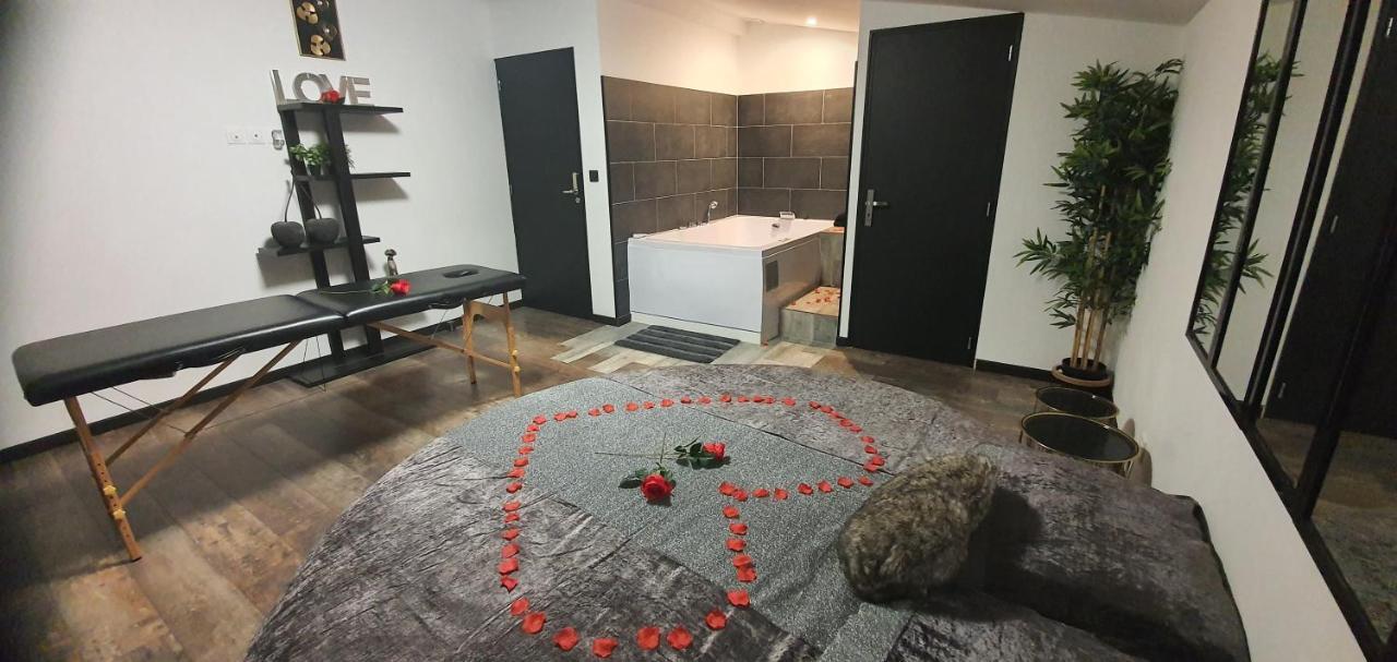 Love Rooms De La Presqu'Ile Saint-Vincent-de-Paul  Exteriér fotografie